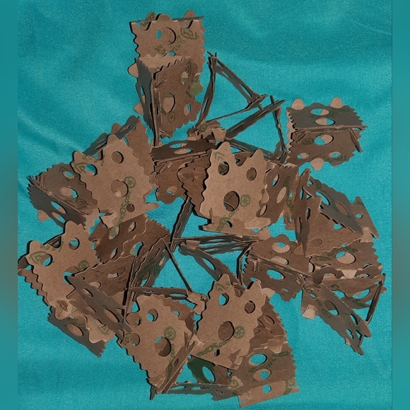 Bird Toys 100pk Foraging Card Crumbles Foot Talon DIY Parrot Cage Entertainment - Picture 1 of 3